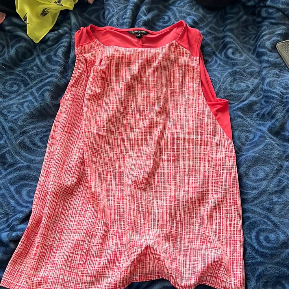banana republic salmon pink shirt